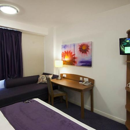 Premier Inn Sheffield Arena Екстериор снимка