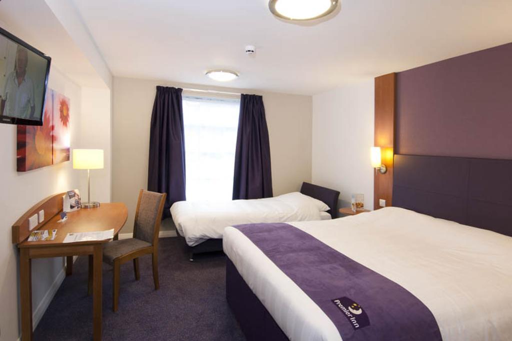 Premier Inn Sheffield Arena Стая снимка