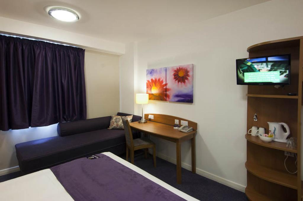 Premier Inn Sheffield Arena Екстериор снимка