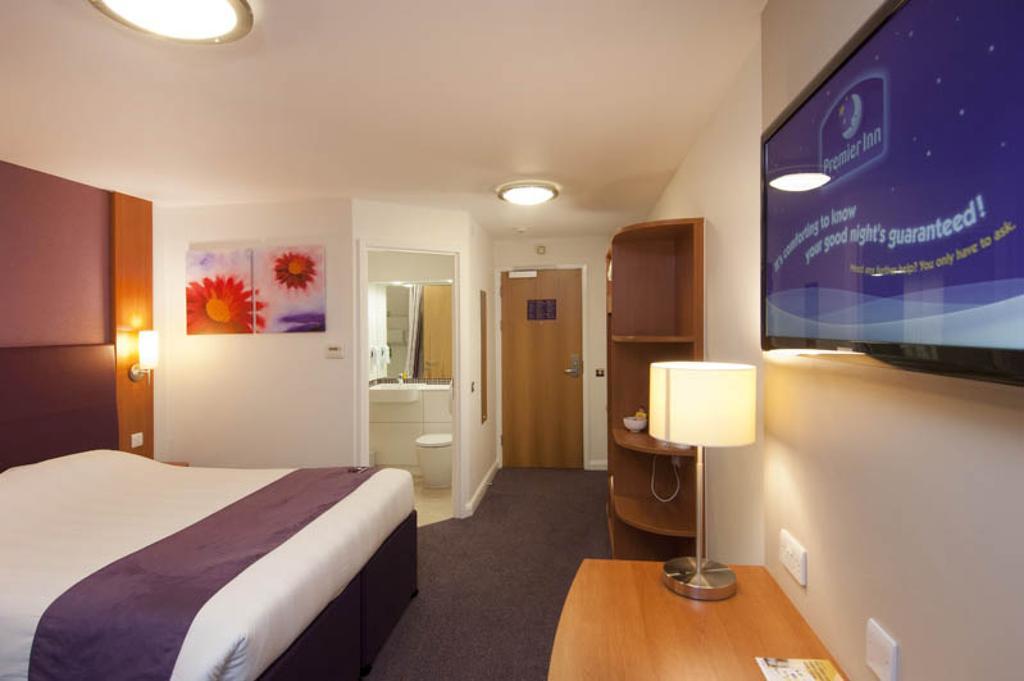 Premier Inn Sheffield Arena Екстериор снимка