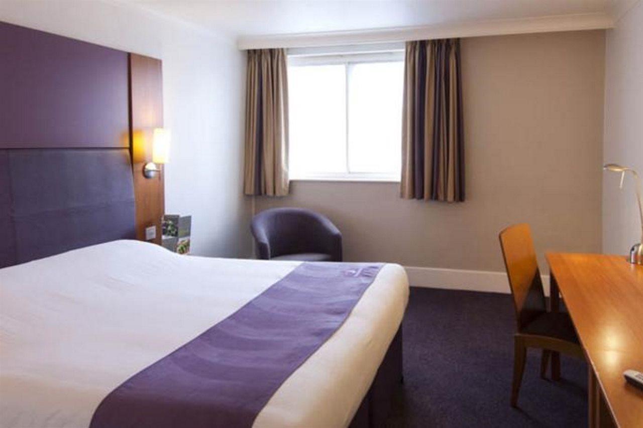 Premier Inn Sheffield Arena Екстериор снимка